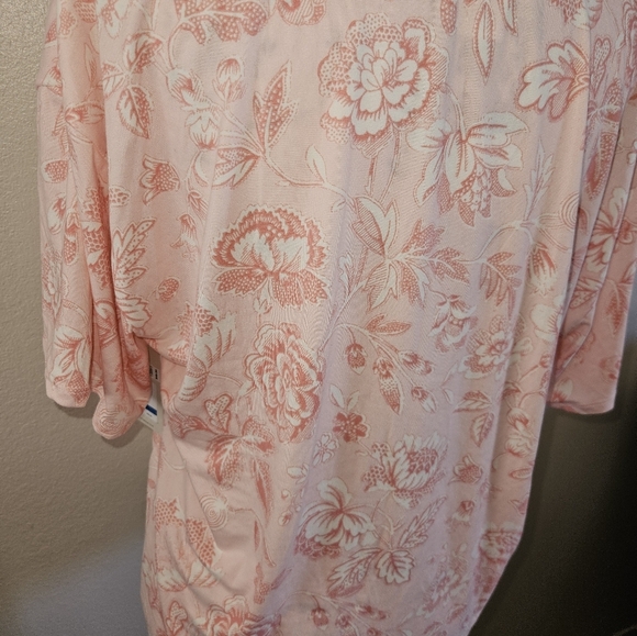 Lucky Brand Womans Pink Short Sleeve Floral T Shirt Super Soft Size Xl NWT - Picture 7 of 9